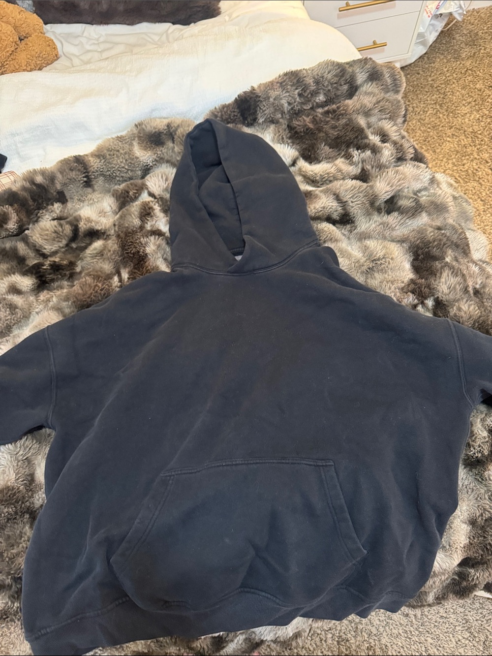 women’s  Black Hooded Pullover Sweatshirt